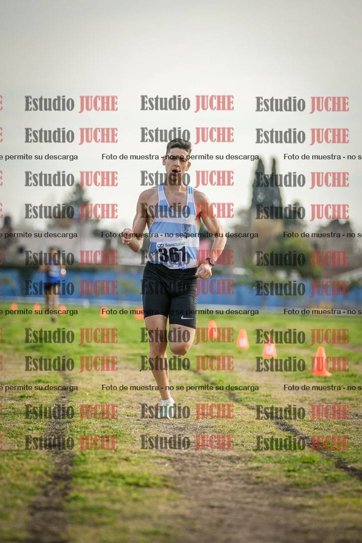 Fotos de la llegada del cross de 4000 m - varones