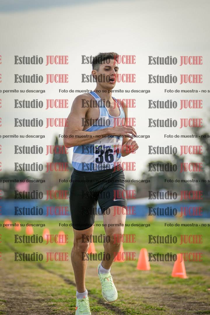 Fotos de la llegada del cross de 4000 m - varones
