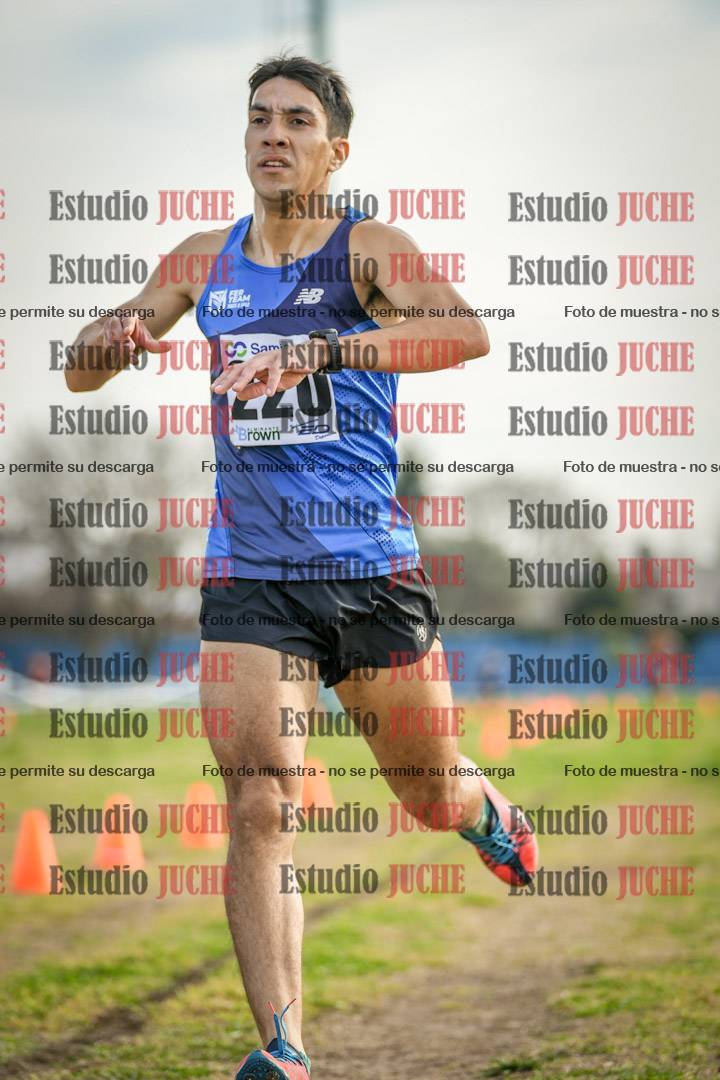 Fotos de la llegada del cross de 4000 m - varones