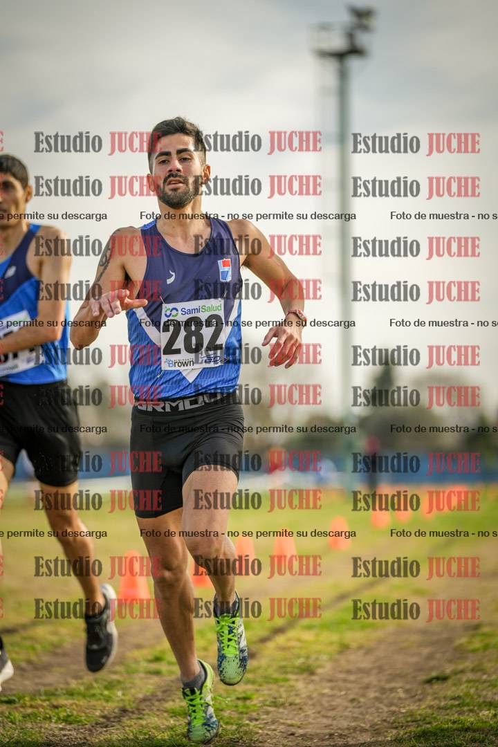 Fotos de la llegada del cross de 4000 m - varones
