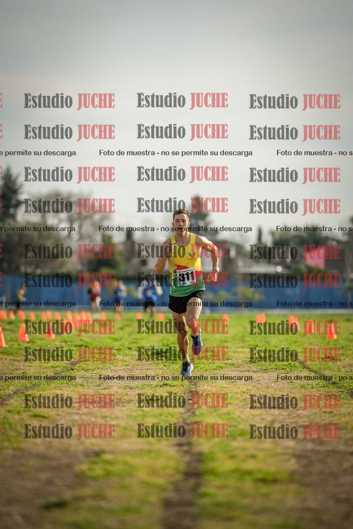 Fotos de la llegada del cross de 4000 m - varones