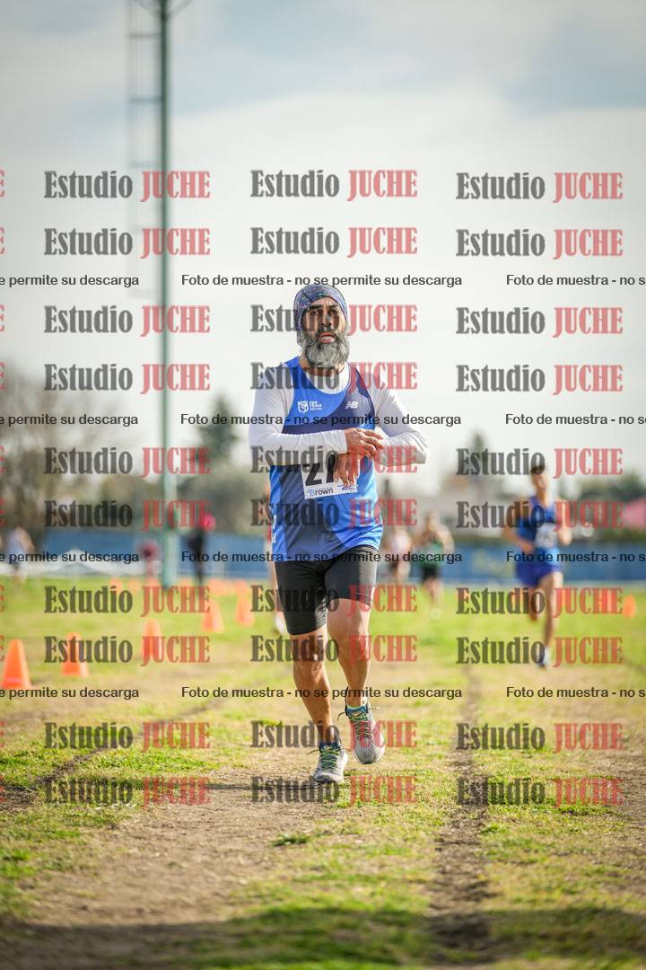 Fotos de la llegada del cross de 4000 m - varones