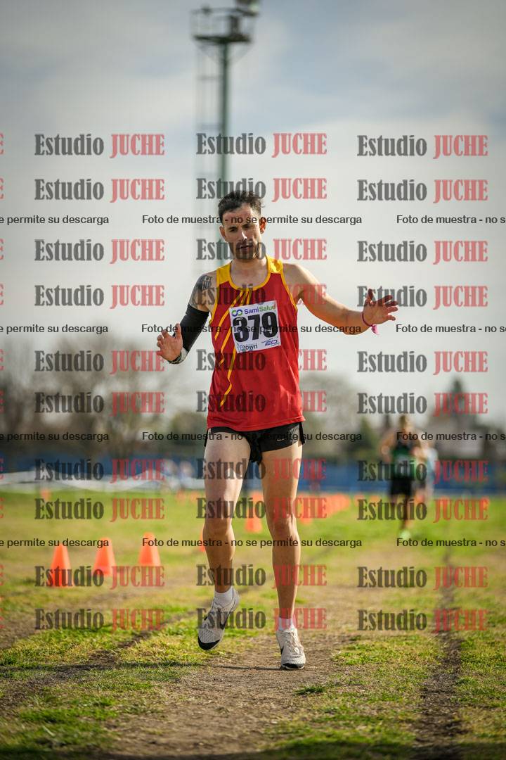 Fotos de la llegada del cross de 4000 m - varones