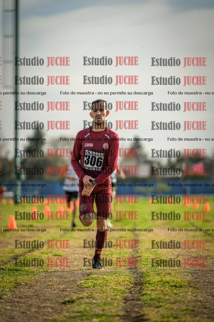 Fotos de la llegada del cross de 4000 m - varones