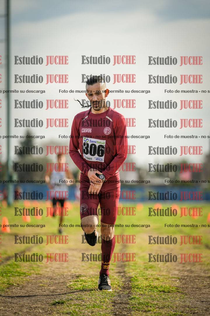 Fotos de la llegada del cross de 4000 m - varones