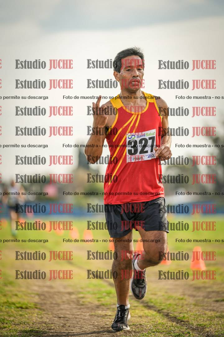 Fotos de la llegada del cross de 4000 m - varones