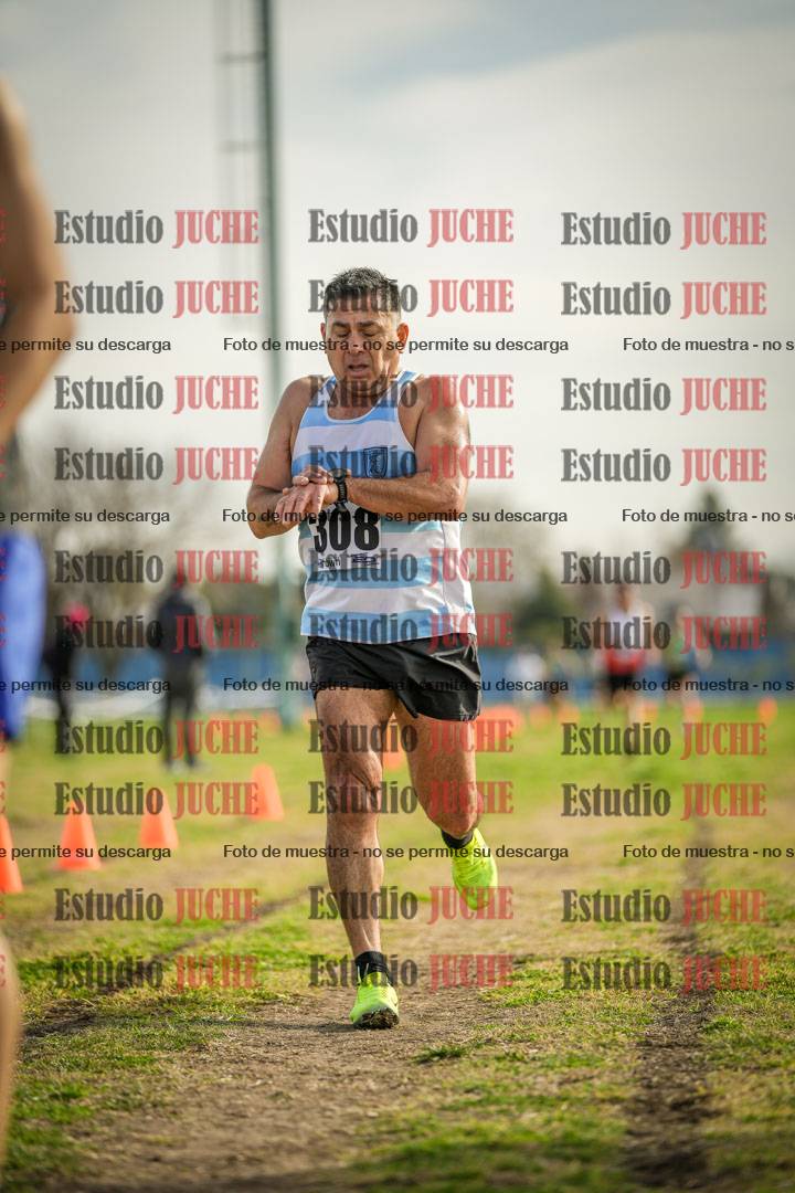 Fotos de la llegada del cross de 4000 m - varones