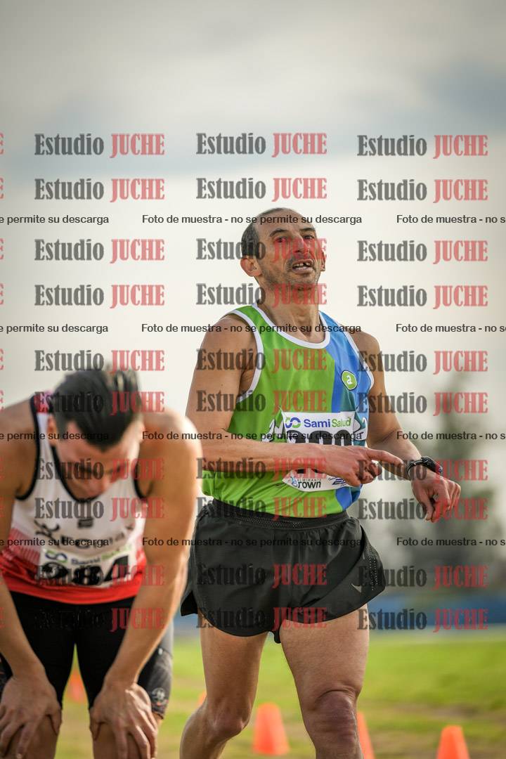 Fotos de la llegada del cross de 4000 m - varones