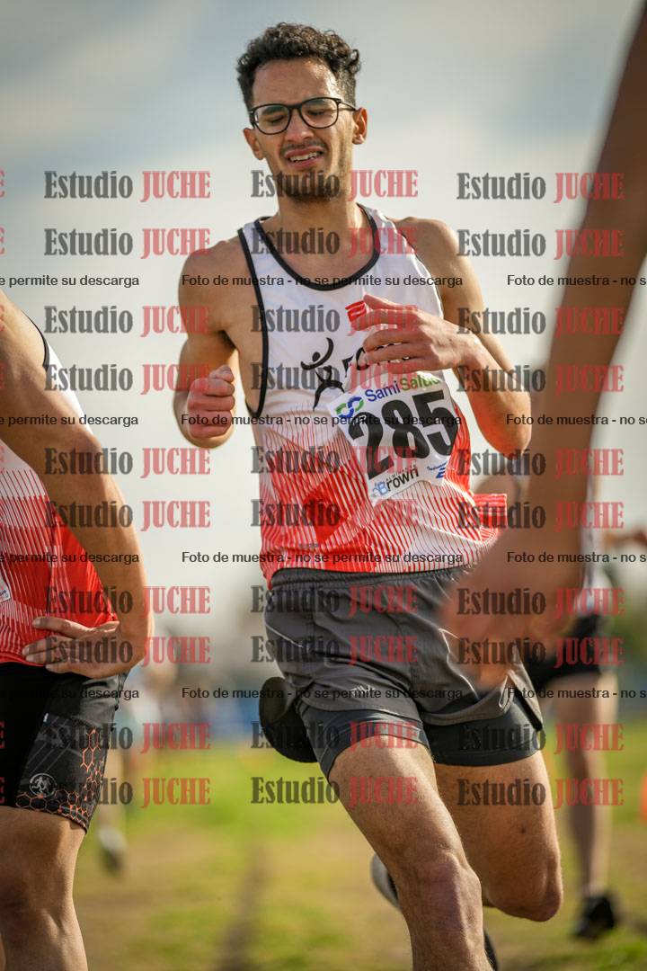 Fotos de la llegada del cross de 4000 m - varones