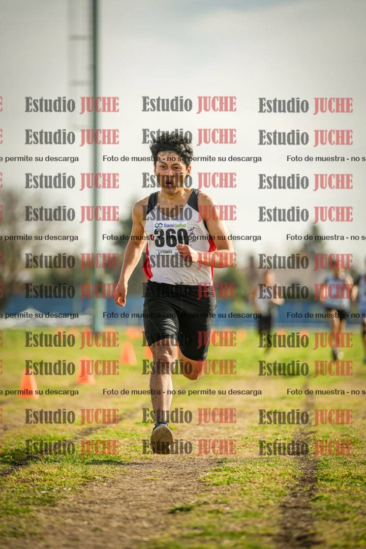 Fotos de la llegada del cross de 4000 m - varones