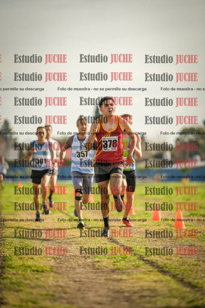 Fotos de la llegada del cross de 4000 m - varones