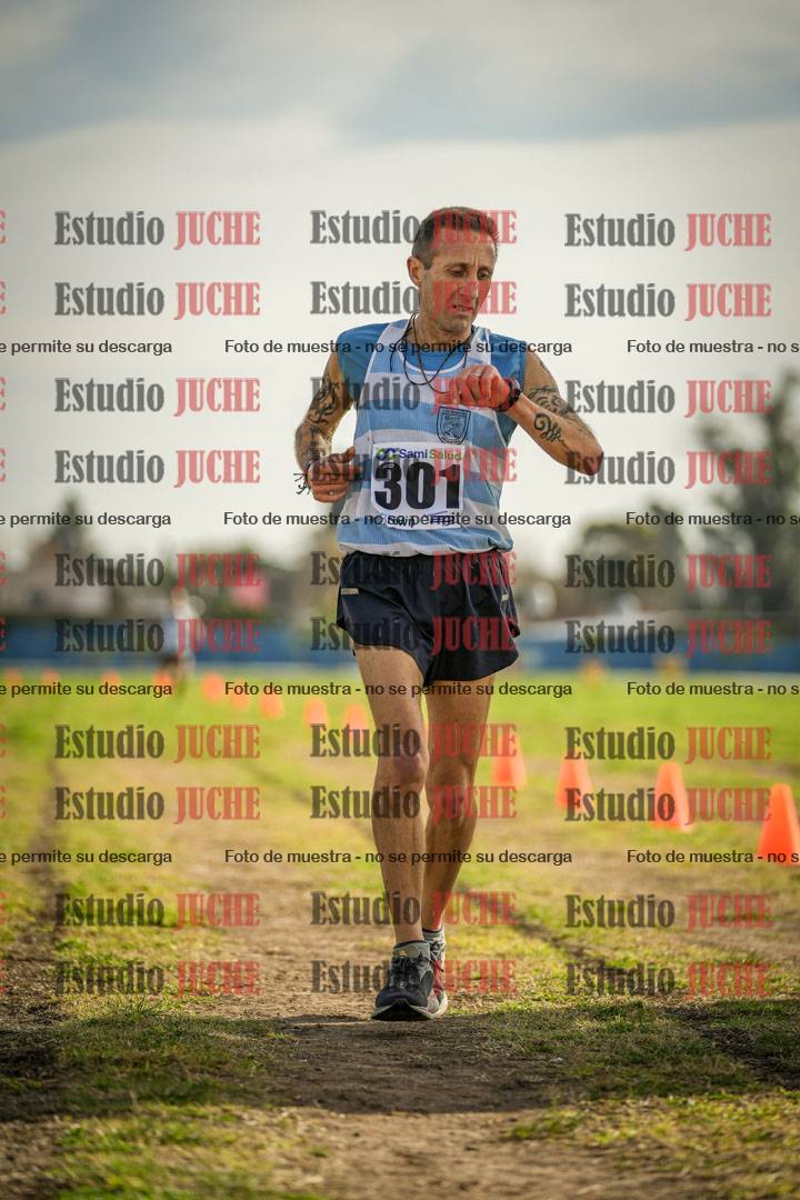 Fotos de la llegada del cross de 4000 m - varones