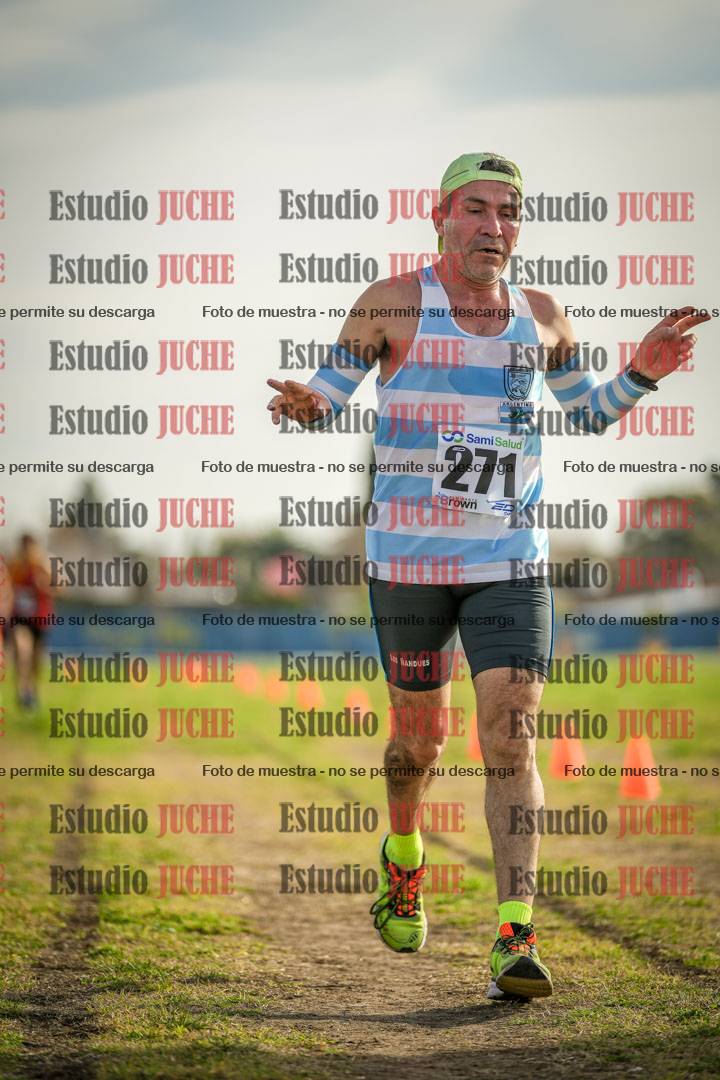 Fotos de la llegada del cross de 4000 m - varones