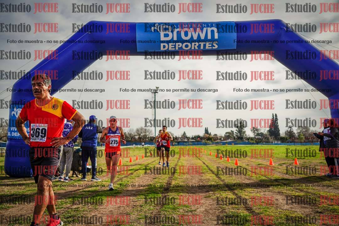 Fotos de la llegada del cross de 4000 m - varones