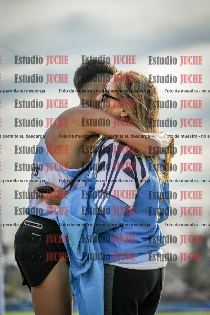 Fotos de la llegada del cross de 4000 m - varones