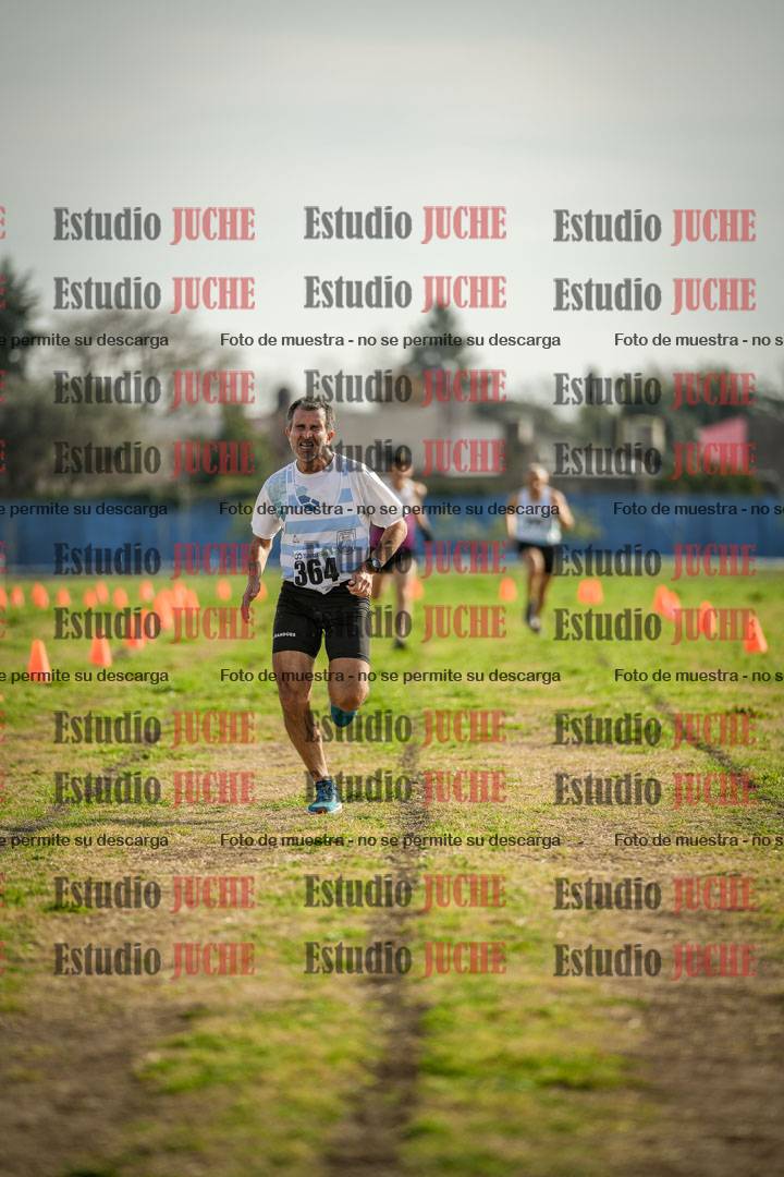 Fotos de la llegada del cross de 4000 m - varones