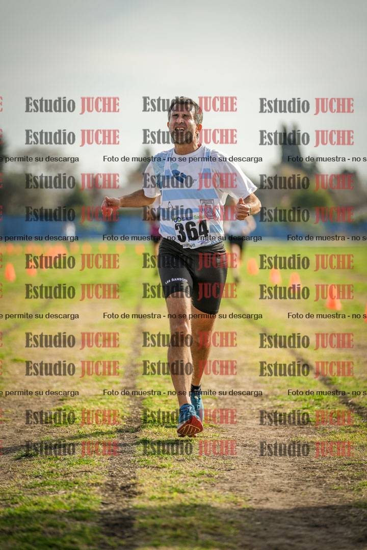 Fotos de la llegada del cross de 4000 m - varones