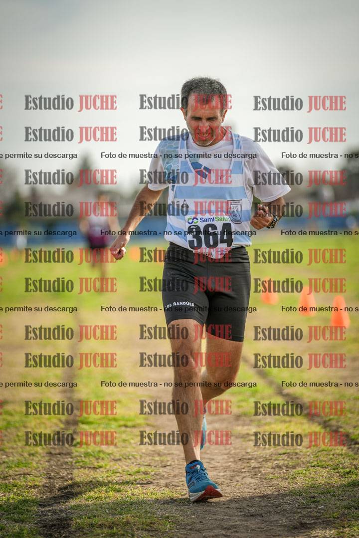 Fotos de la llegada del cross de 4000 m - varones