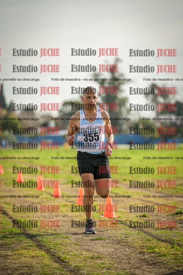 Fotos de la llegada del cross de 4000 m - varones
