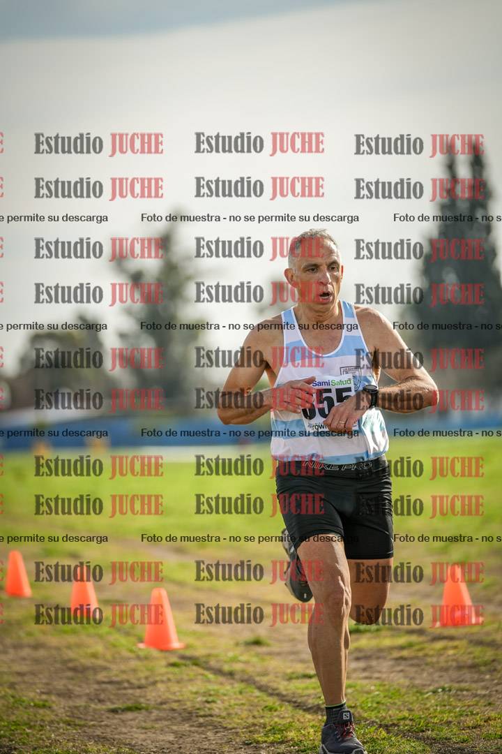 Fotos de la llegada del cross de 4000 m - varones