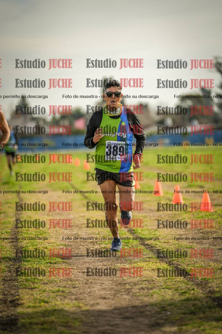 Fotos de la llegada del cross de 4000 m - varones