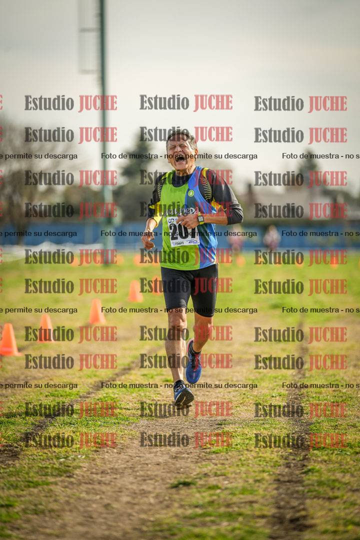 Fotos de la llegada del cross de 4000 m - varones