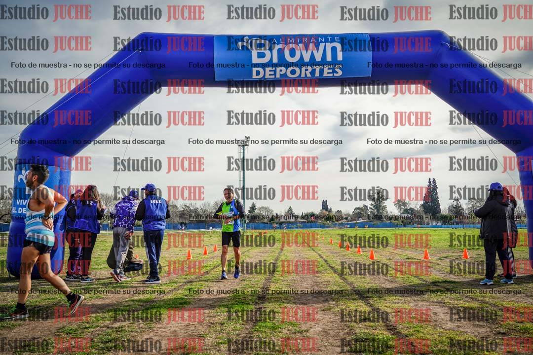 Fotos de la llegada del cross de 4000 m - varones