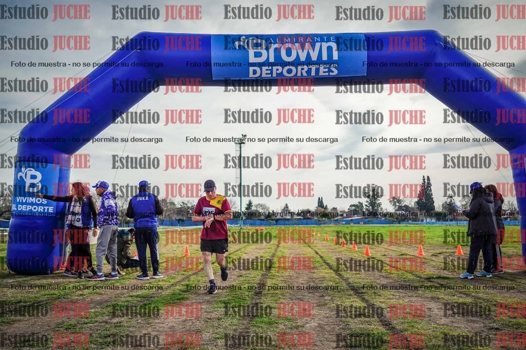 Fotos de la llegada del cross de 4000 m - varones