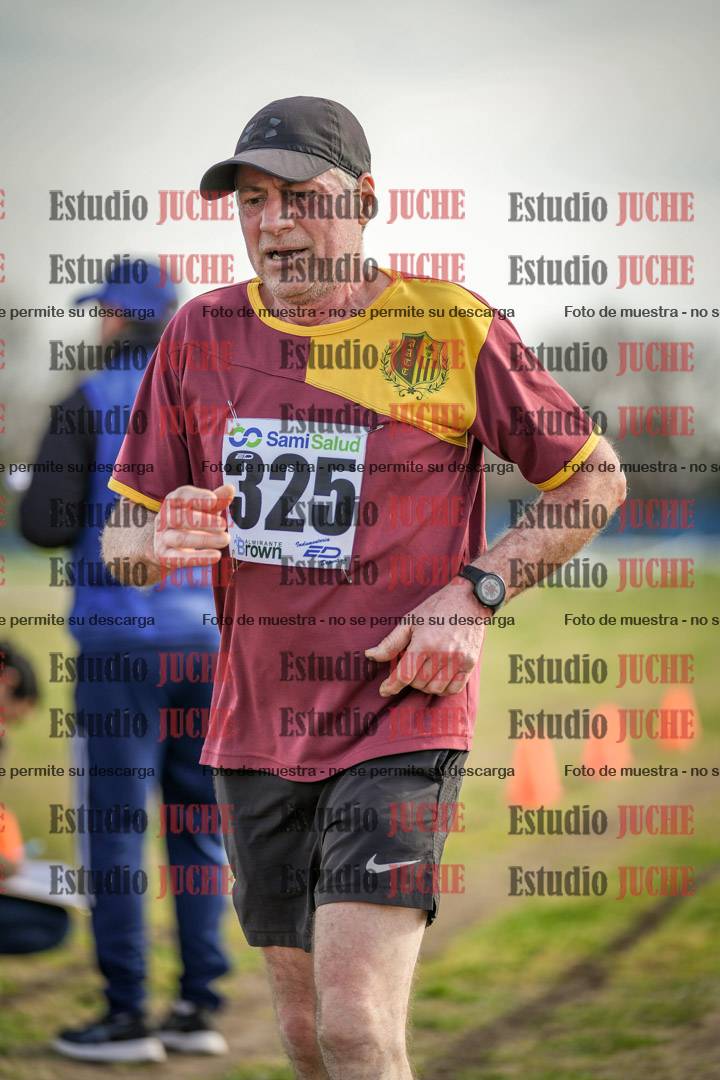 Fotos de la llegada del cross de 4000 m - varones