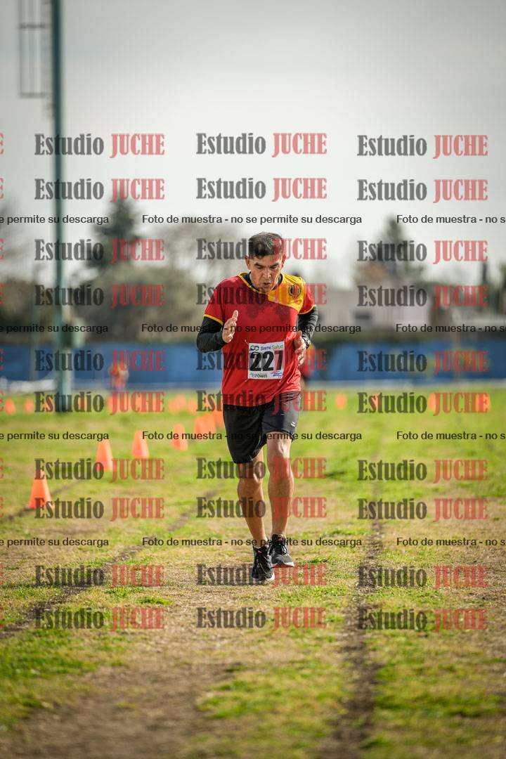 Fotos de la llegada del cross de 4000 m - varones