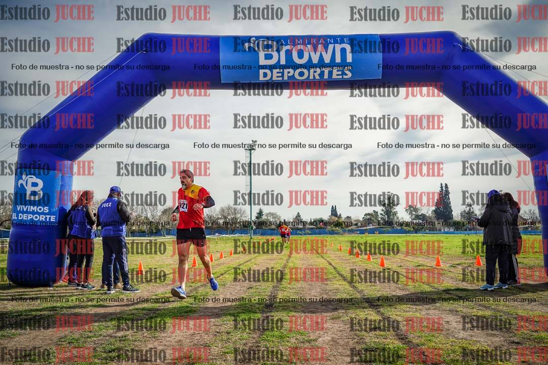 Fotos de la llegada del cross de 4000 m - varones