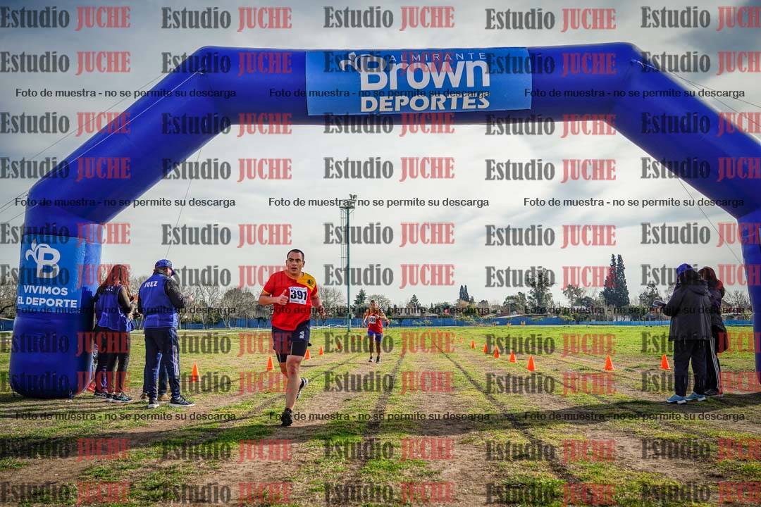 Fotos de la llegada del cross de 4000 m - varones