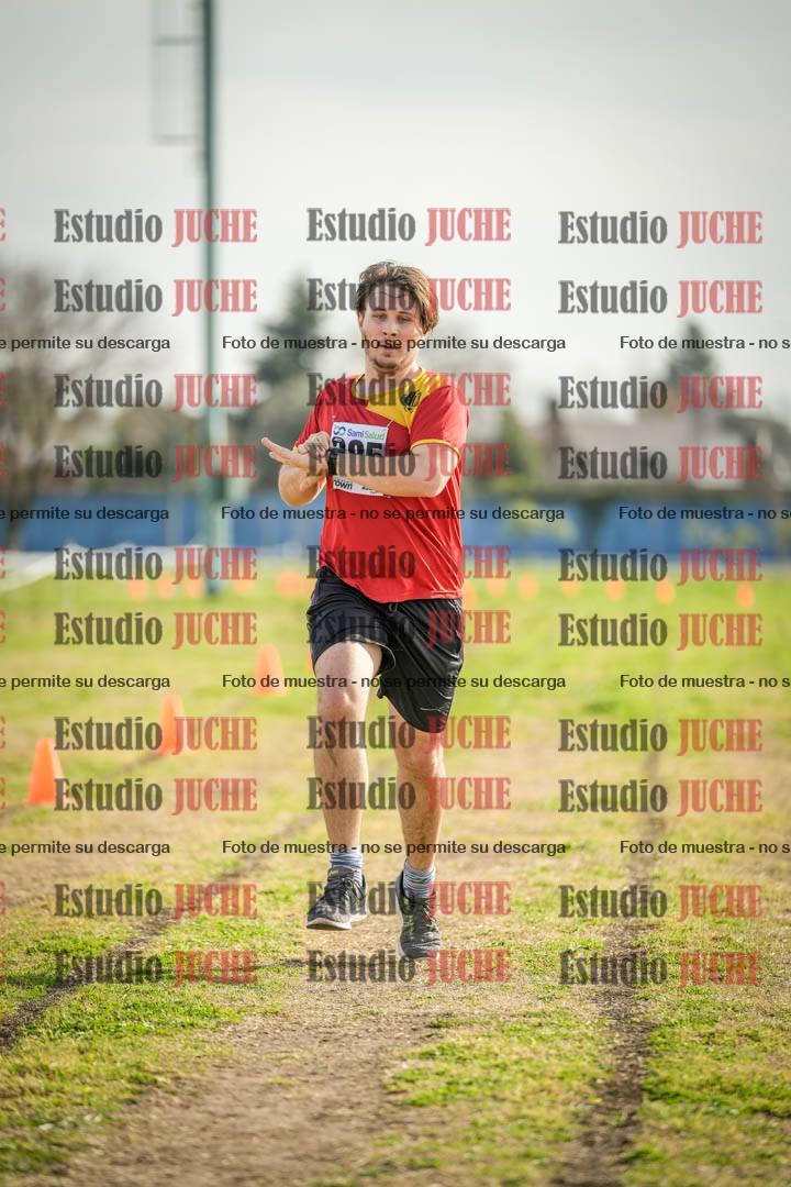 Fotos de la llegada del cross de 4000 m - varones