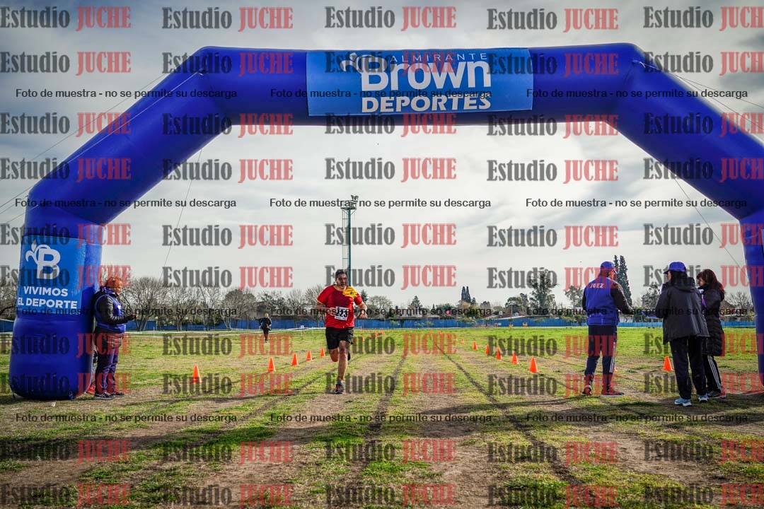 Fotos de la llegada del cross de 4000 m - varones