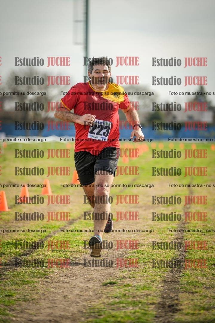 Fotos de la llegada del cross de 4000 m - varones