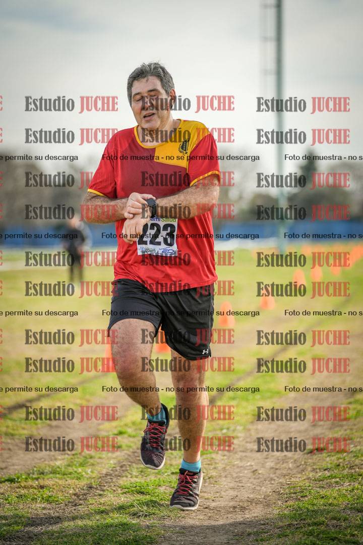 Fotos de la llegada del cross de 4000 m - varones