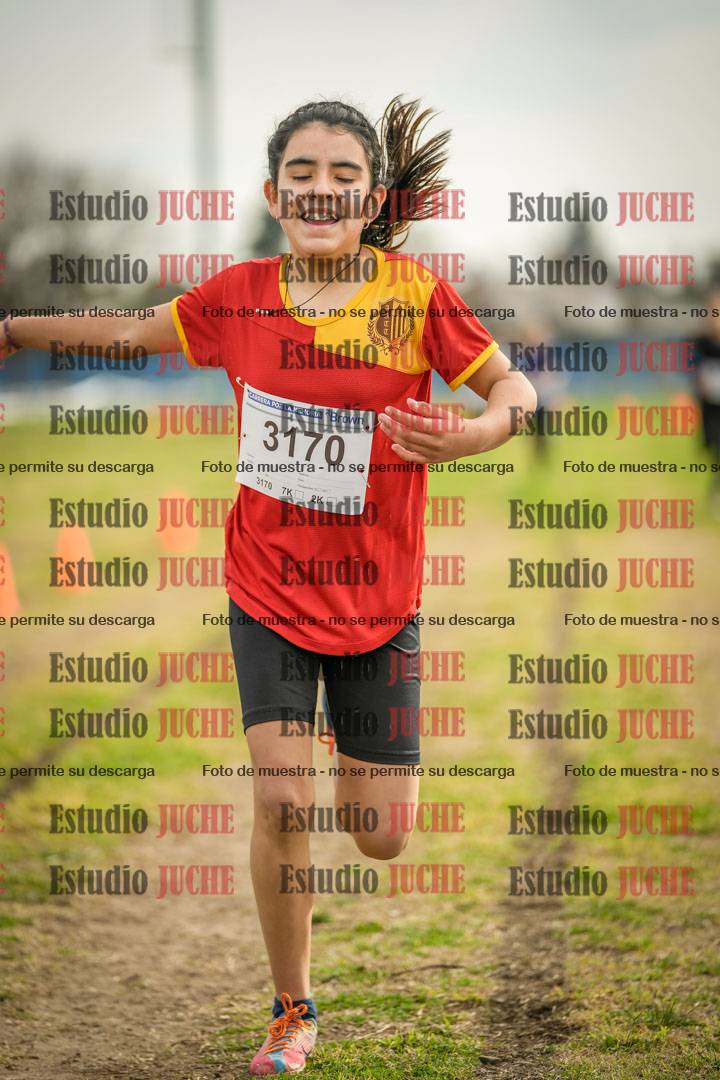 Fotos de la llegada del cross de 1000 m