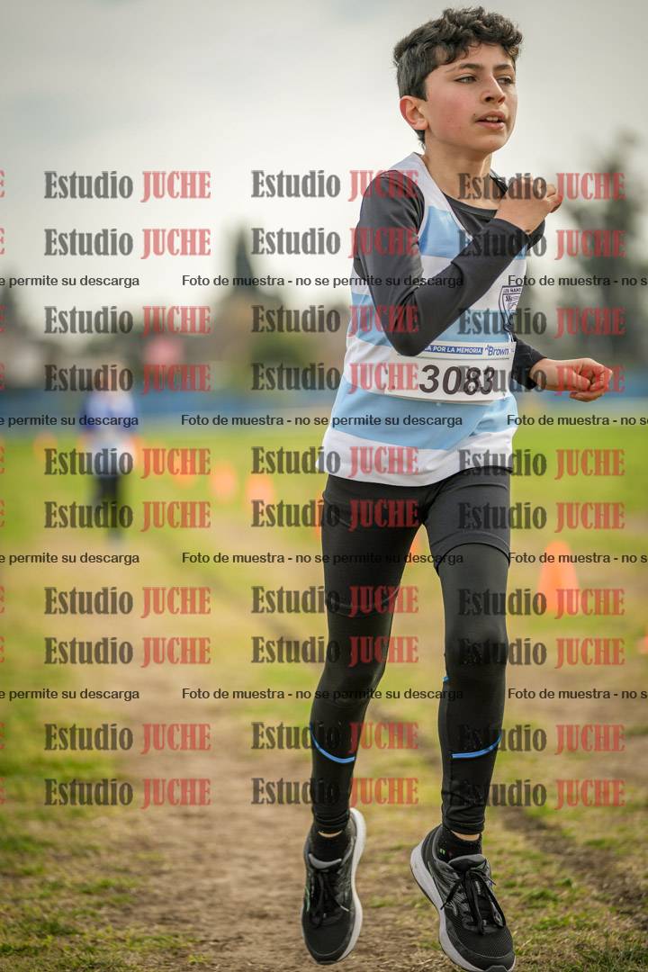 Fotos de la llegada del cross de 1000 m