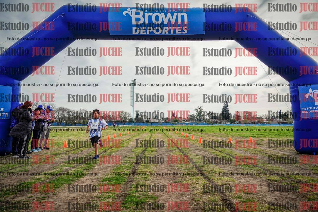 Fotos de la llegada del cross de 1000 m