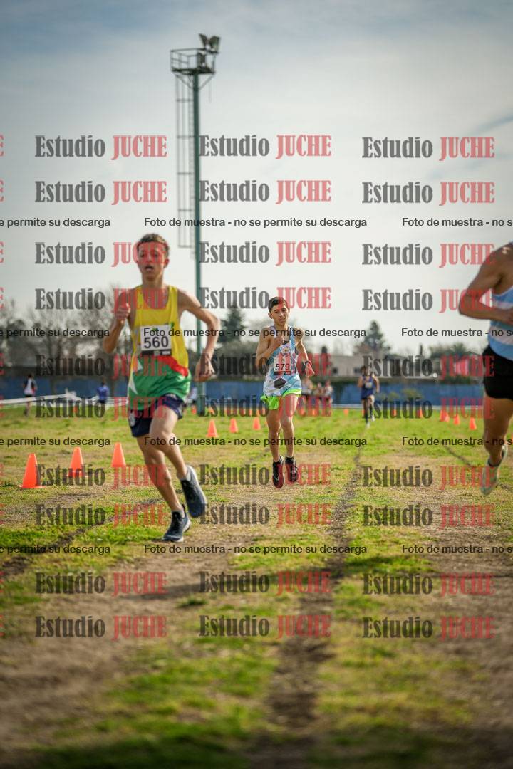 Fotos de la llegada del cross de 1500 m