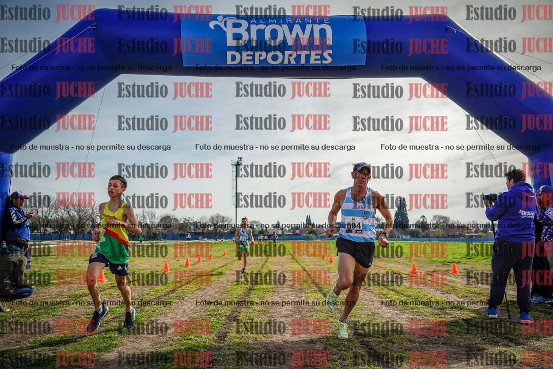 Fotos de la llegada del cross de 1500 m