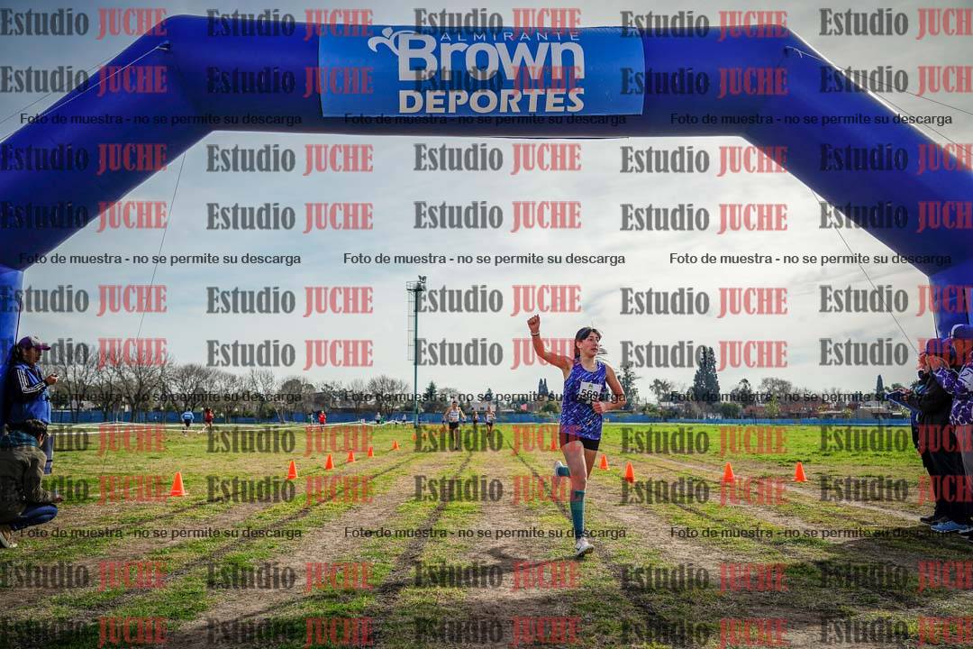 Fotos de la llegada del cross de 1500 m