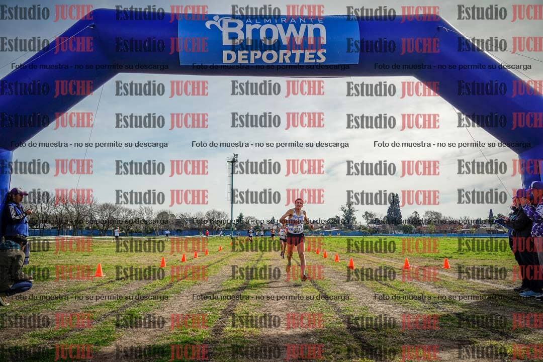 Fotos de la llegada del cross de 1500 m