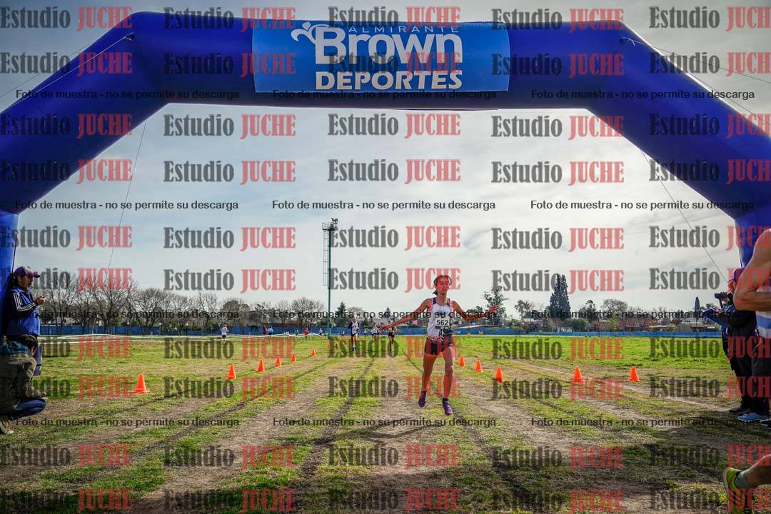Fotos de la llegada del cross de 1500 m