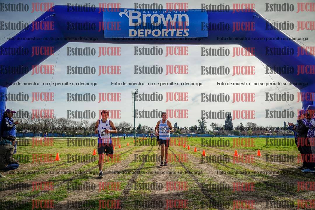 Fotos de la llegada del cross de 1500 m