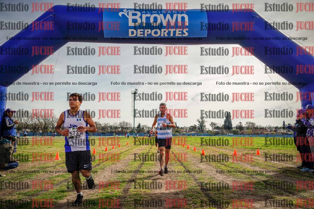 Fotos de la llegada del cross de 1500 m