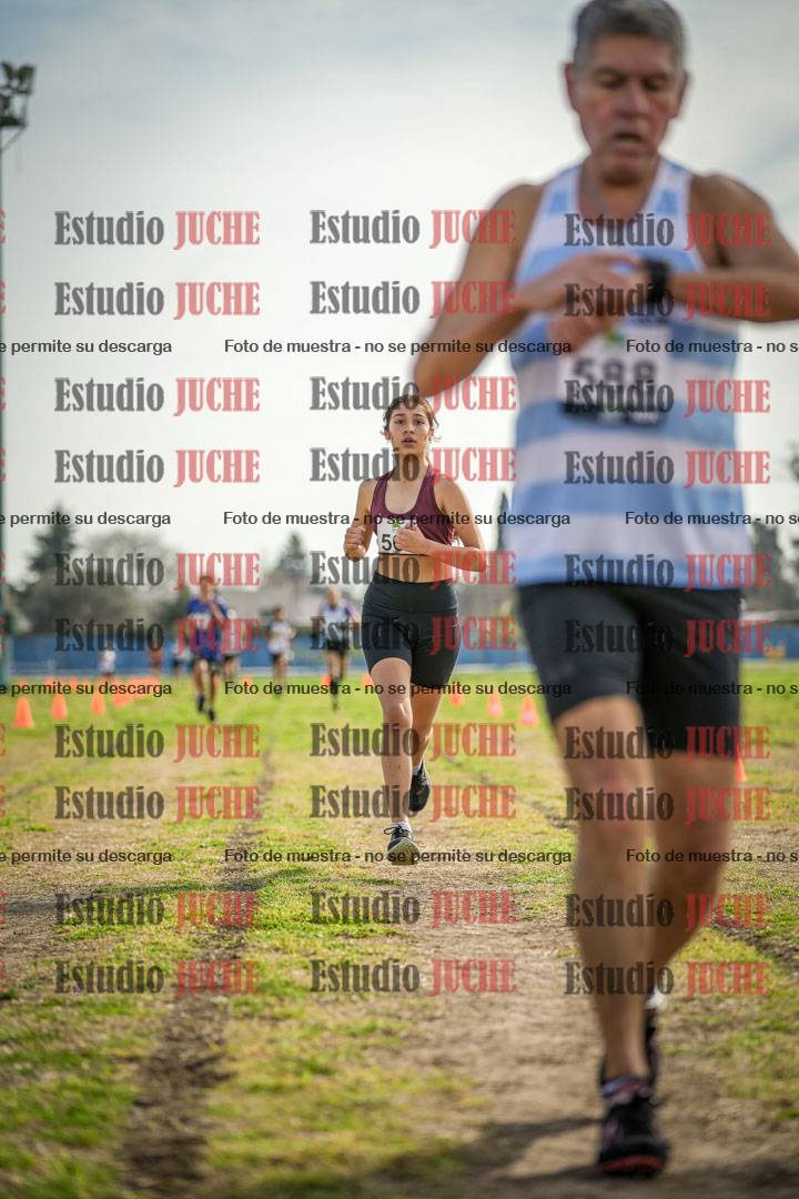 Fotos de la llegada del cross de 1500 m