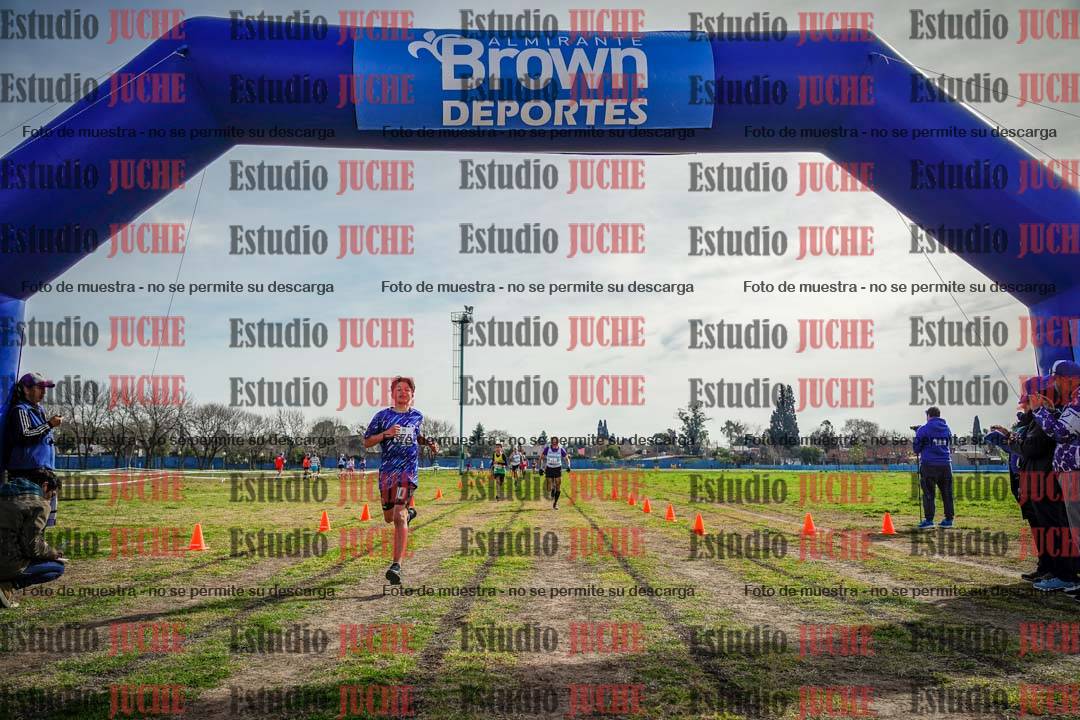 Fotos de la llegada del cross de 1500 m