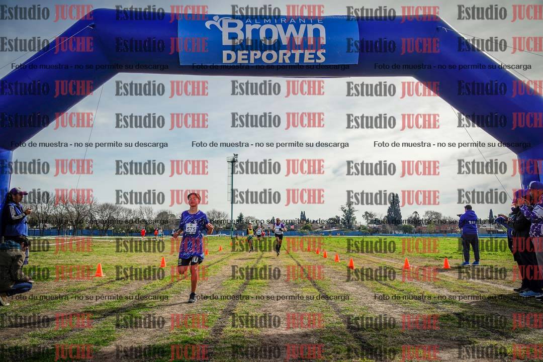 Fotos de la llegada del cross de 1500 m