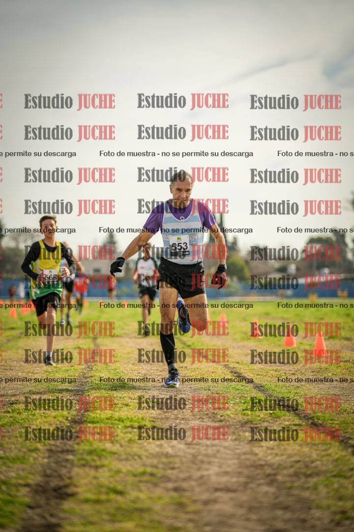 Fotos de la llegada del cross de 1500 m